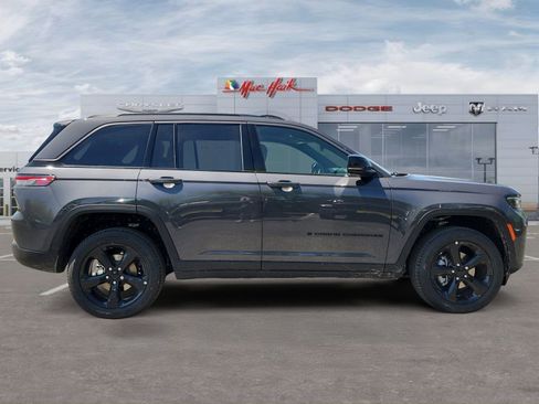 New 2026 Jeep Grand Cherokee Limited w/ Limited Altitude Package RWD image 6