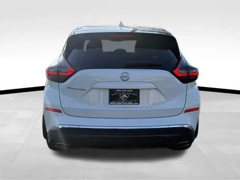 Used 2020 Nissan Murano S w/ Cargo Package FWD image 5