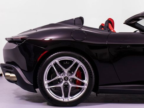 Certified 2024 Ferrari Roma Spider image 17