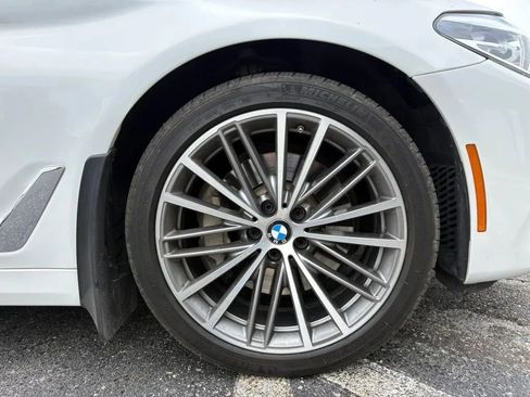 Used 2018 BMW 530i xDrive AWD/4WD image 26