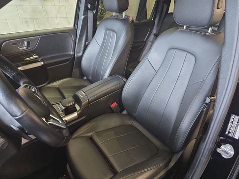Certified 2021 Mercedes-Benz GLB 250 4MATIC image 17