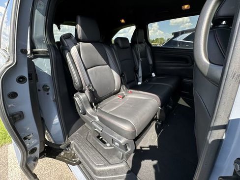 Used 2025 Honda Odyssey Sport-L image 28