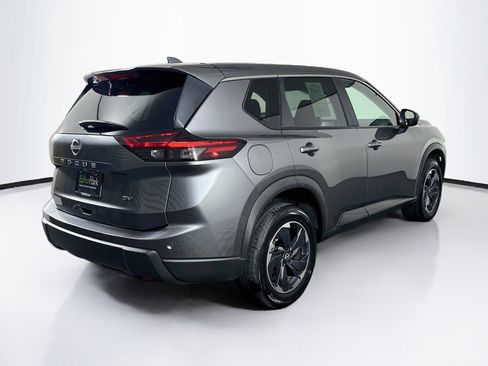 Used 2024 Nissan Rogue SV FWD image 9
