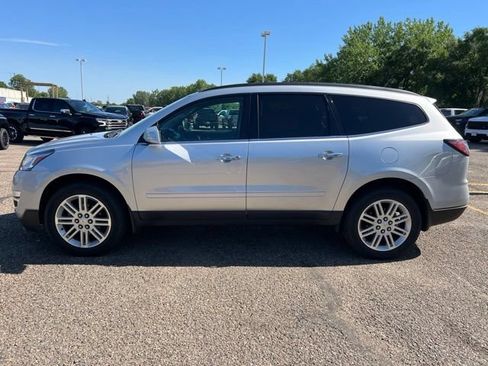 Used 2015 Chevrolet Traverse LT w/ Style and Technology Package AWD/4WD image 5