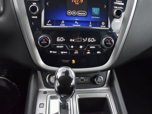 Used 2024 Nissan Murano SV w/ SV Midnight Edition Package image 14