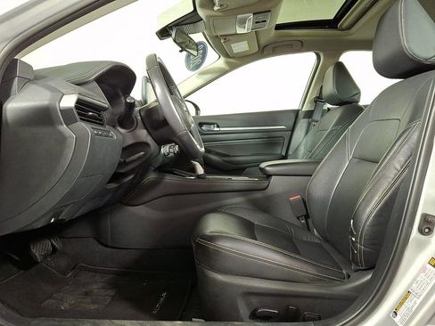Used 2023 Nissan Altima 2.5 SL AWD/4WD image 15
