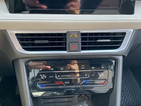 New 2026 Volkswagen Taos SE AWD/4WD image 16
