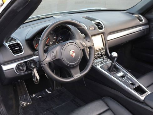 Used 2014 Porsche Boxster image 25