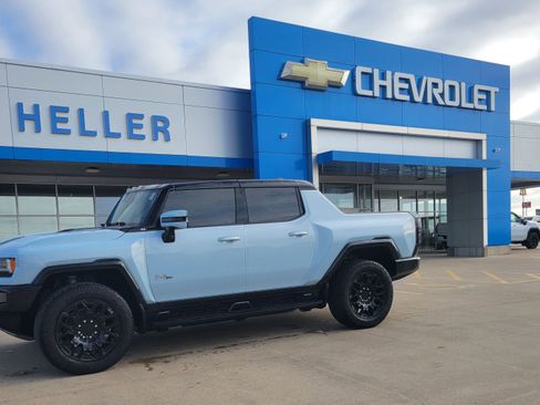 Used 2025 GMC Hummer EV 2X AWD/4WD image 3