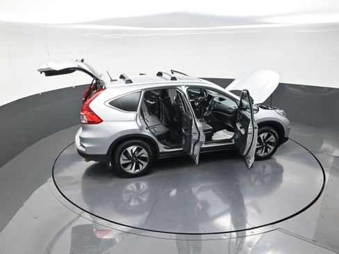 Used 2016 Honda CR-V Touring image 14
