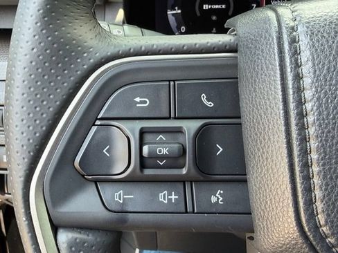 Used 2026 Toyota 4Runner Limited AWD/4WD image 21