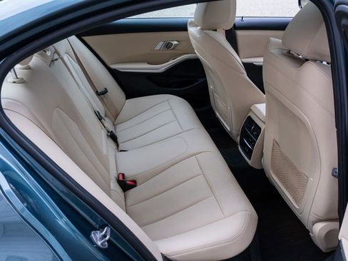 Used 2021 BMW 330i xDrive Sedan w/ Convenience Package image 30