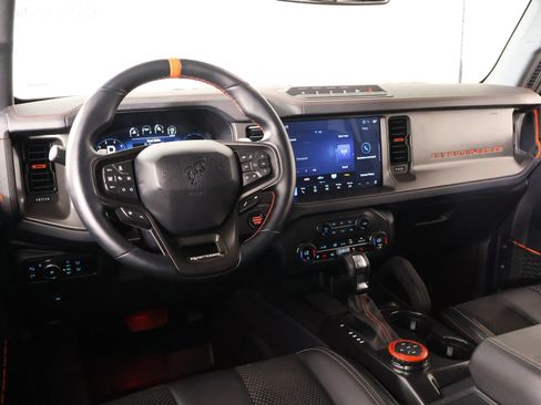 Used 2025 Ford Bronco Raptor AWD/4WD image 2