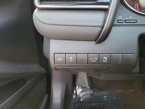 Used 2020 Toyota Camry XSE FWD image 27