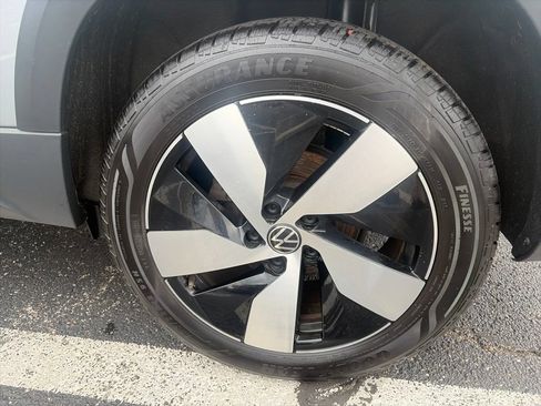 Used 2025 Volkswagen Taos S AWD/4WD image 11