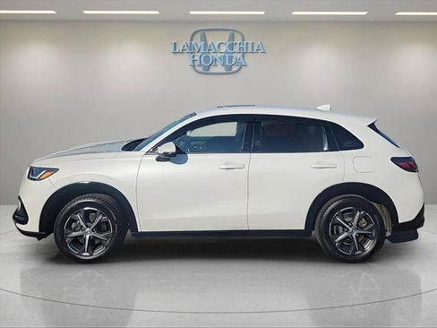 Used 2024 Honda HR-V EX-L image 2