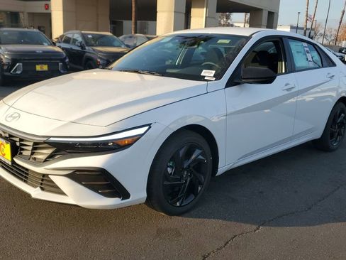 New 2026 Hyundai Elantra Sport image 7