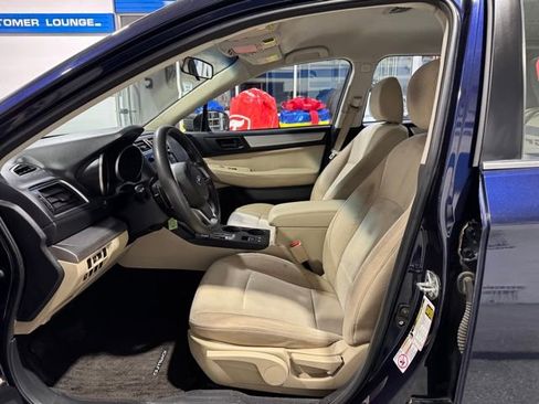 Used 2018 Subaru Outback 2.5i image 7