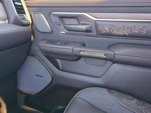 New 2025 RAM 1500 Limited image 16