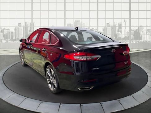 Used 2020 Ford Fusion Titanium image 5