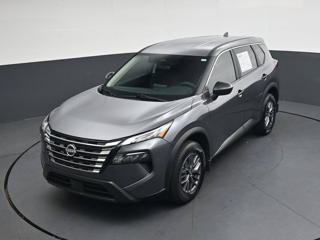 Used 2025 Nissan Rogue S FWD image 30