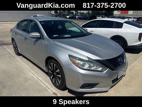 Used 2018 Nissan Altima 2.5 SL FWD image 2