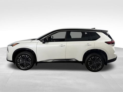 Used 2025 Nissan Rogue Platinum w/ Tech Package AWD/4WD image 9