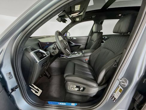 New 2026 BMW X7 M60i image 22