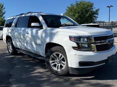 Used 2018 Chevrolet Suburban LT AWD/4WD image 1