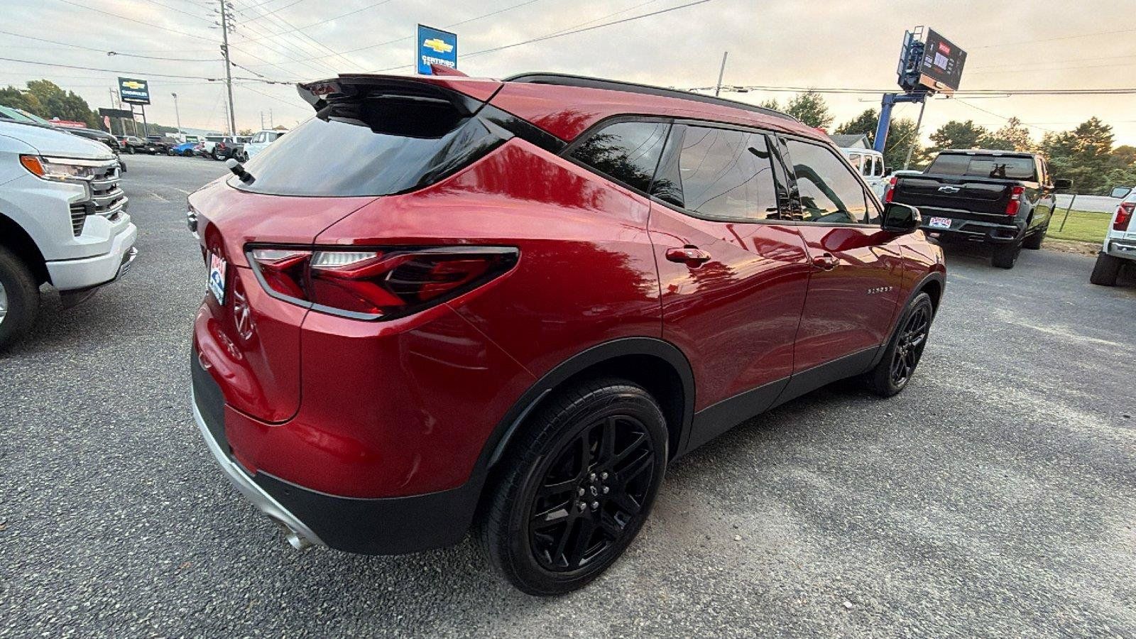 Used 2021 Chevrolet Blazer LT FWD image 8