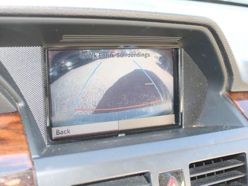 Used 2012 Mercedes-Benz GLK 350 GLK 350 4MATIC AWD 4dr SUV image 16