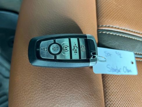 Used 2021 Ford F250 King Ranch w/ King Ranch Ultimate Package AWD/4WD image 26