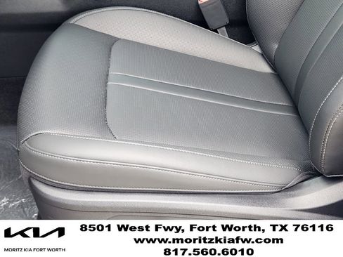 New 2026 Kia Sorento S FWD image 17