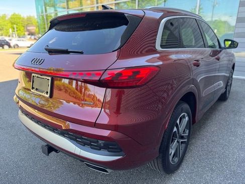 Used 2025 Audi Q5 Premium w/ 19" Wheel Package AWD/4WD image 5