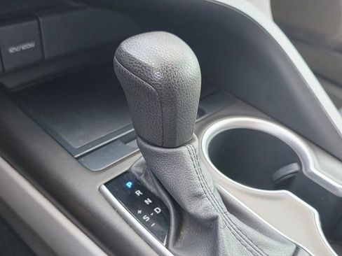 Used 2022 Toyota Camry LE FWD image 22