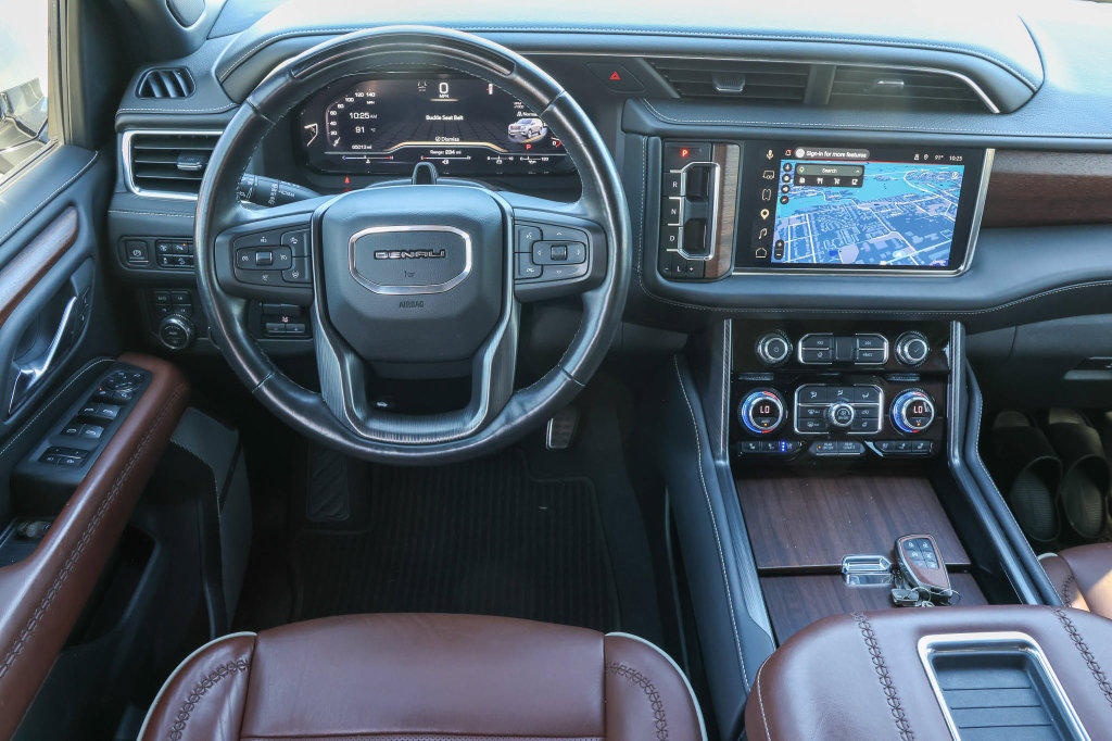 Used 2023 GMC Yukon Denali Ultimate AWD/4WD image 27