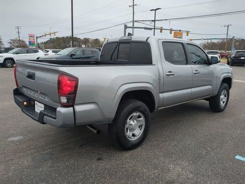 Used 2019 Toyota Tacoma SR w/ SR Convenience Package image 4