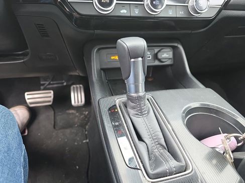 Used 2024 Honda Civic Sport image 17