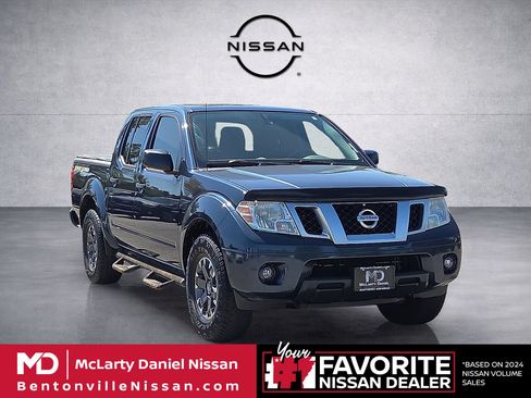 Used 2019 Nissan Frontier Desert Runner RWD image 1