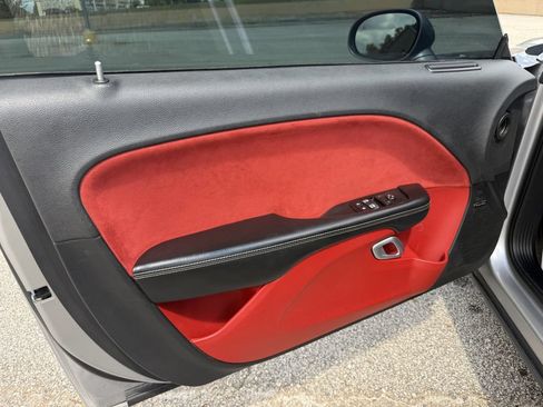 Used 2015 Dodge Challenger SRT w/ Technology Group RWD image 20