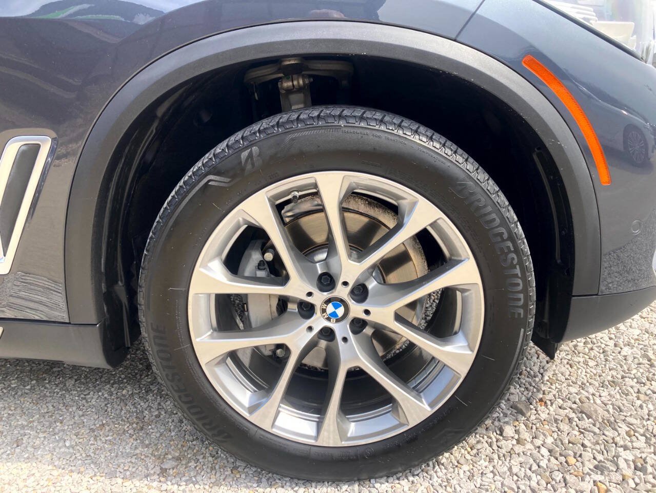 Used 2020 BMW X5 xDrive40i w/ Convenience Package AWD/4WD image 16