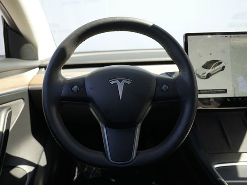 Used 2021 Tesla Model 3 Standard Range Plus RWD image 42