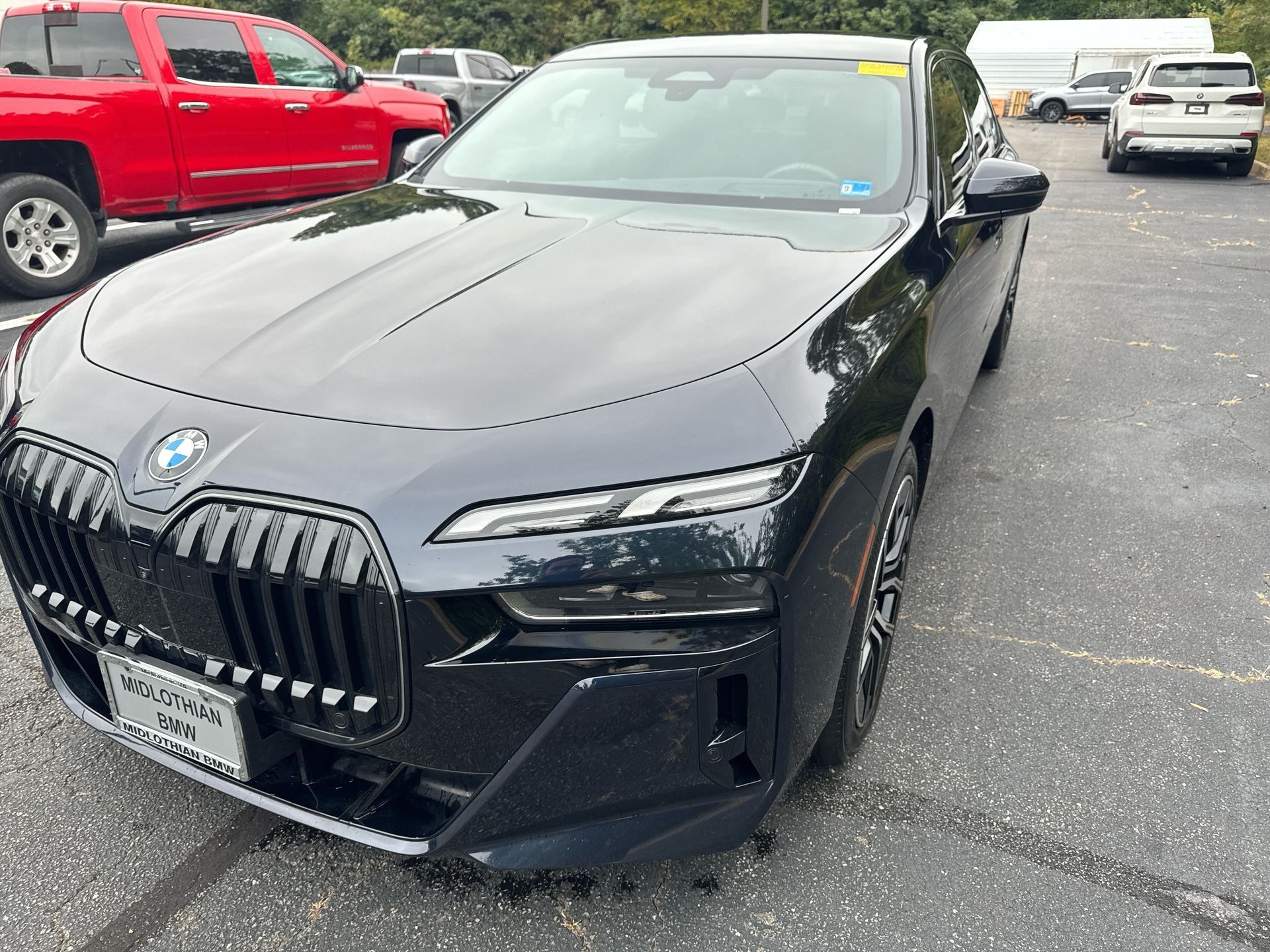Used 2026 BMW 740i xDrive w/ Premium Package AWD/4WD image 5