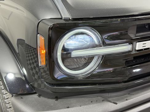Certified 2023 Ford Bronco Outer Banks AWD/4WD image 7