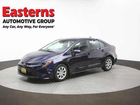 Used 2024 Toyota Corolla LE FWD image 55