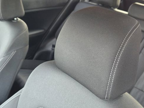 Used 2019 Kia Sportage LX image 14