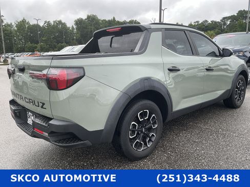 Used 2024 Hyundai Santa Cruz SEL w/ Activity Package FWD image 5