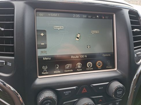 Used 2017 Jeep Grand Cherokee Overland AWD/4WD image 17