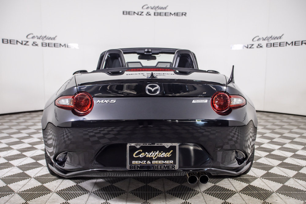 Used 2016 MAZDA MX-5 Miata Club w/ Brembo/BBS Package RWD image 8