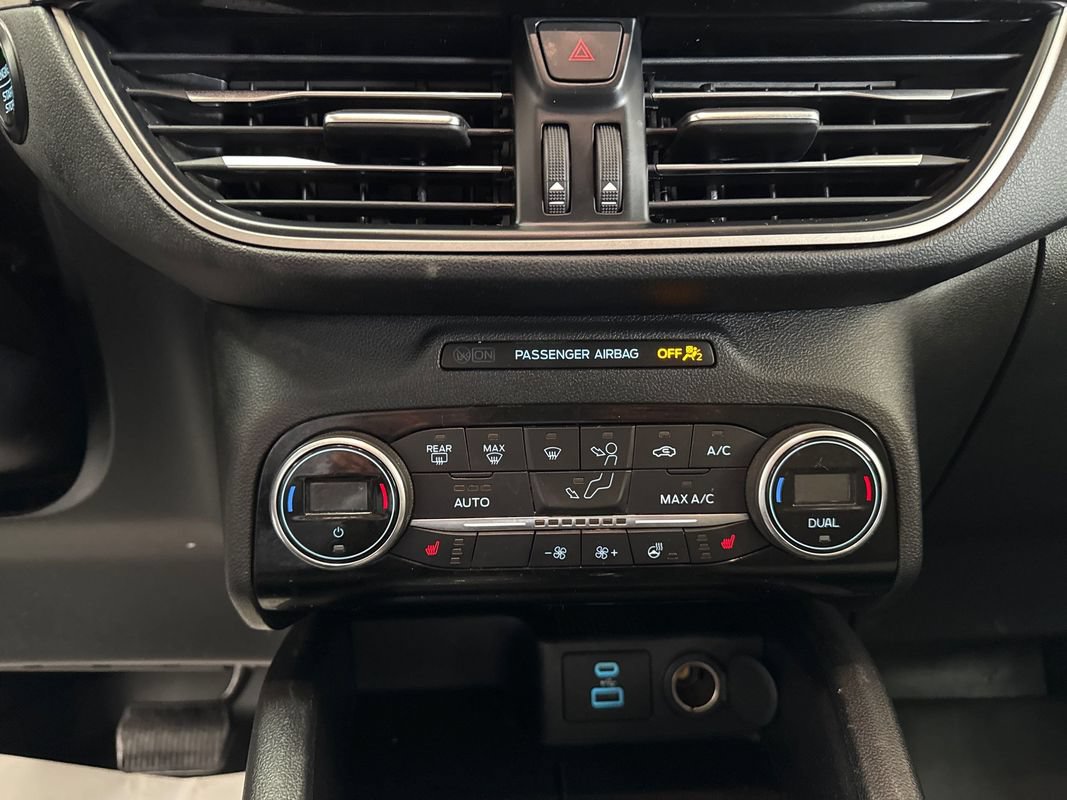 Used 2021 Ford Escape SE w/ SE Sport Appearance Package AWD/4WD image 16